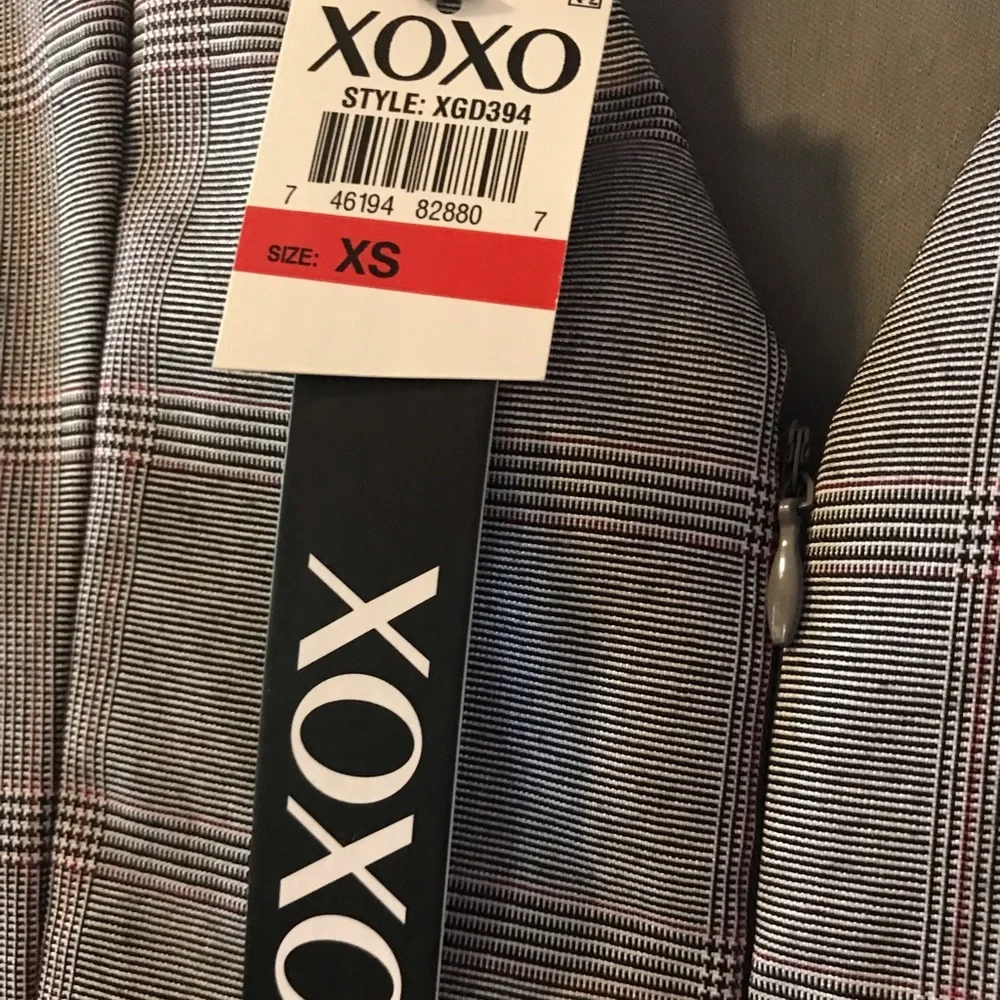XOXO Dress - Picture 7 of 7